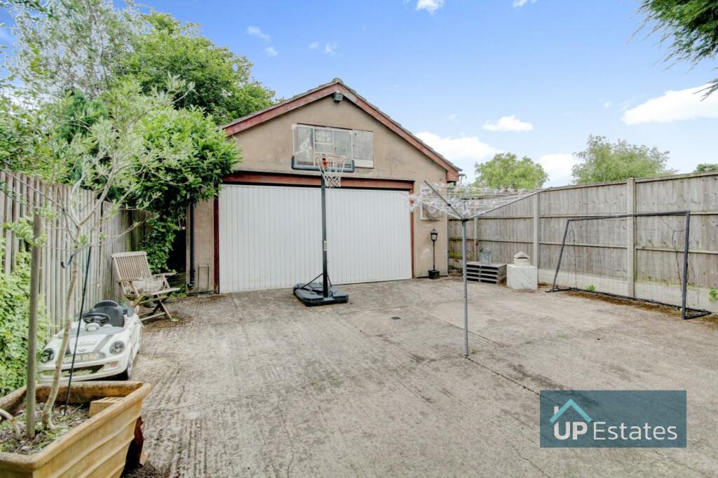 GARAGE