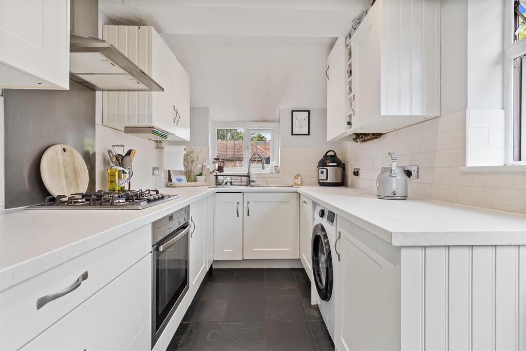 14 Seldens Way-003.jpg