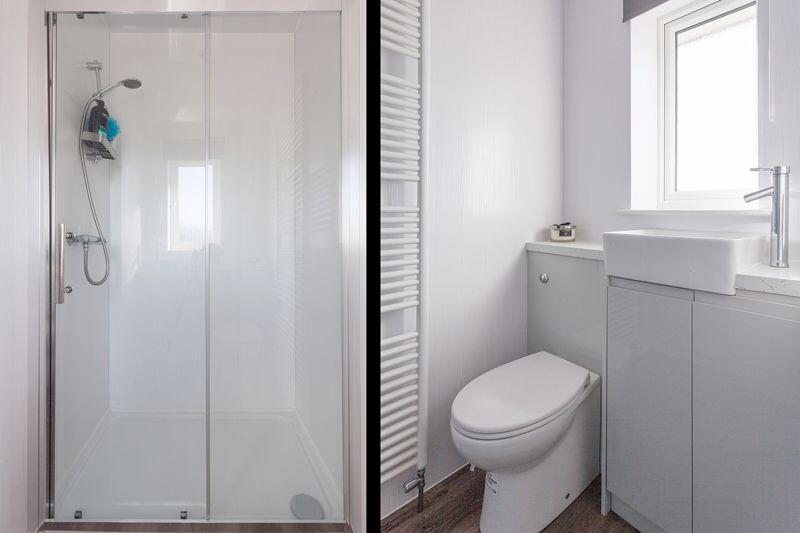 CLOAKROOM/SHOWER ROOM
