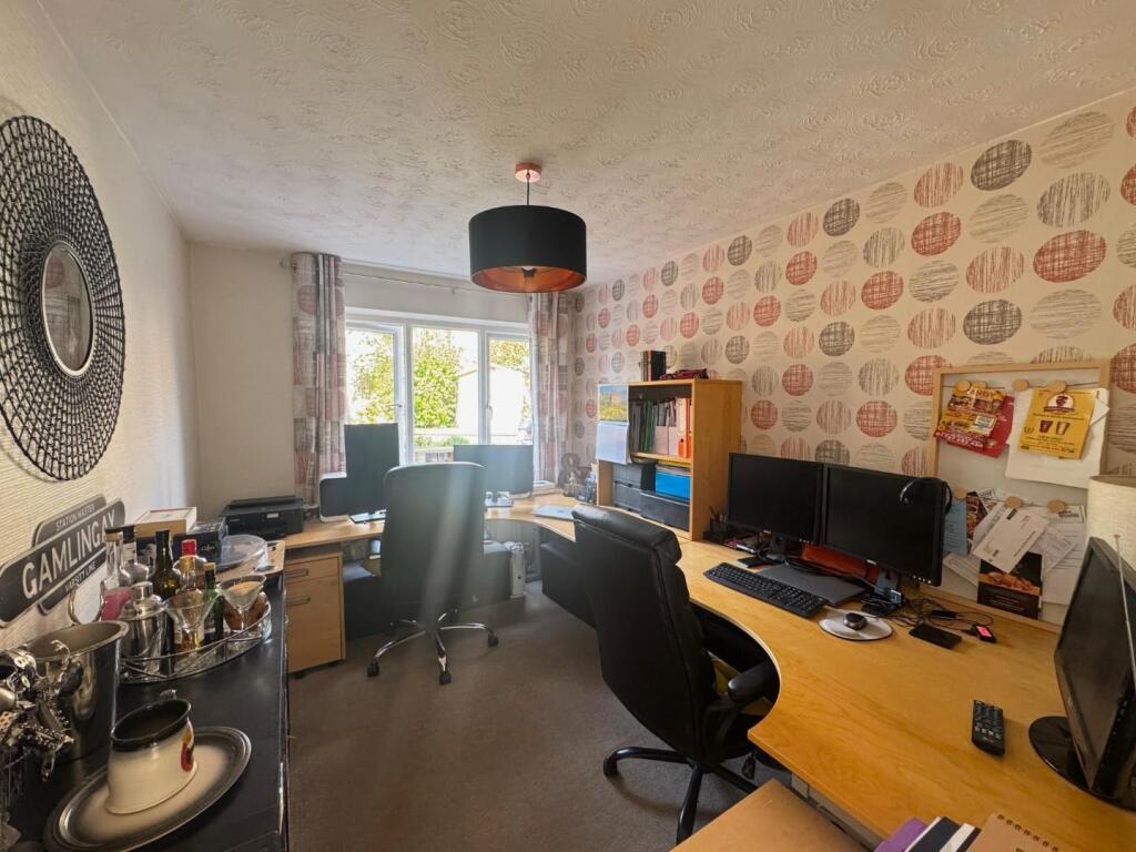 WhatsApp Image 2025-05-01 at 15.33.45_e39cafcd.jpg