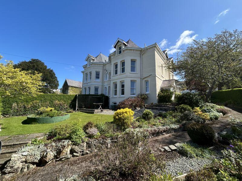 Photo 65