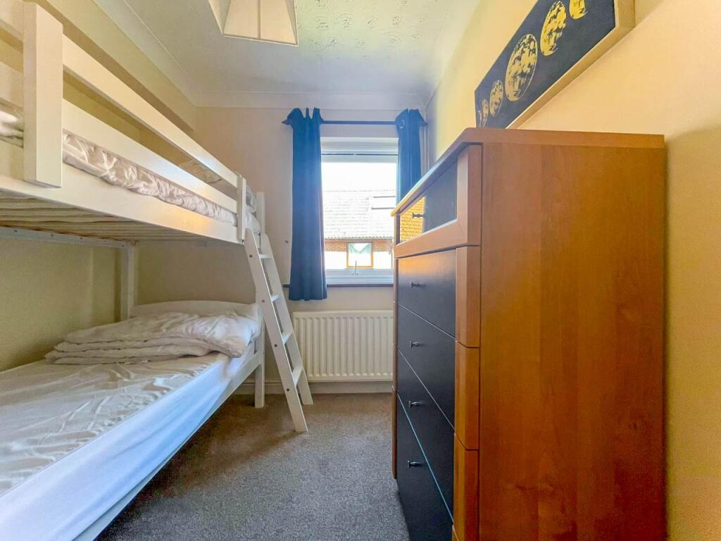 9 riverslea third be