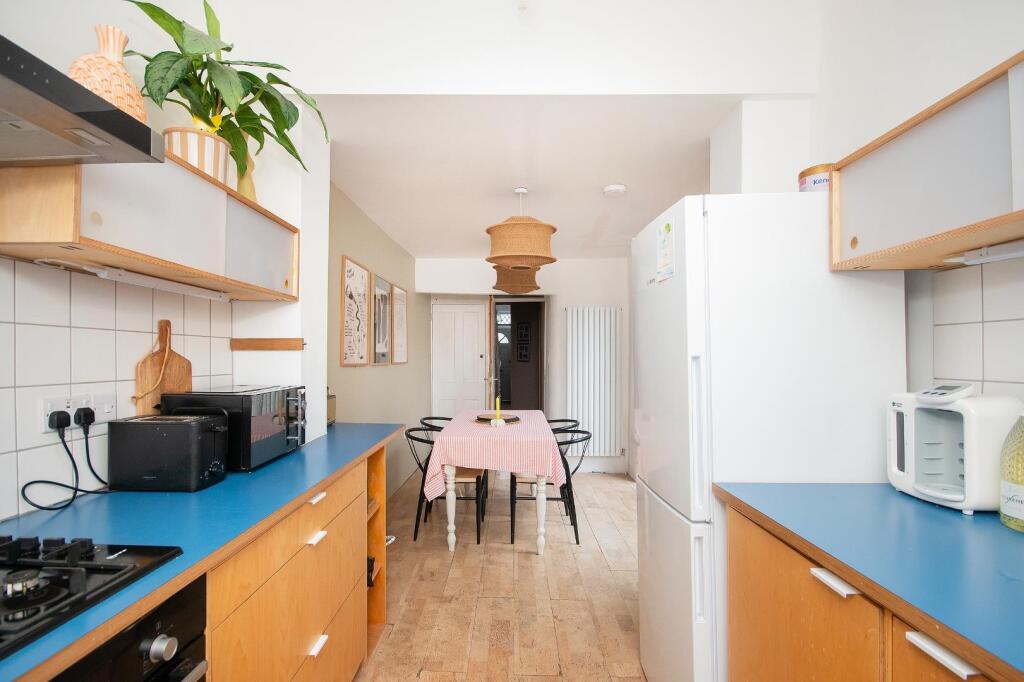 1R8HEE - Kitchen Diner C.jpg