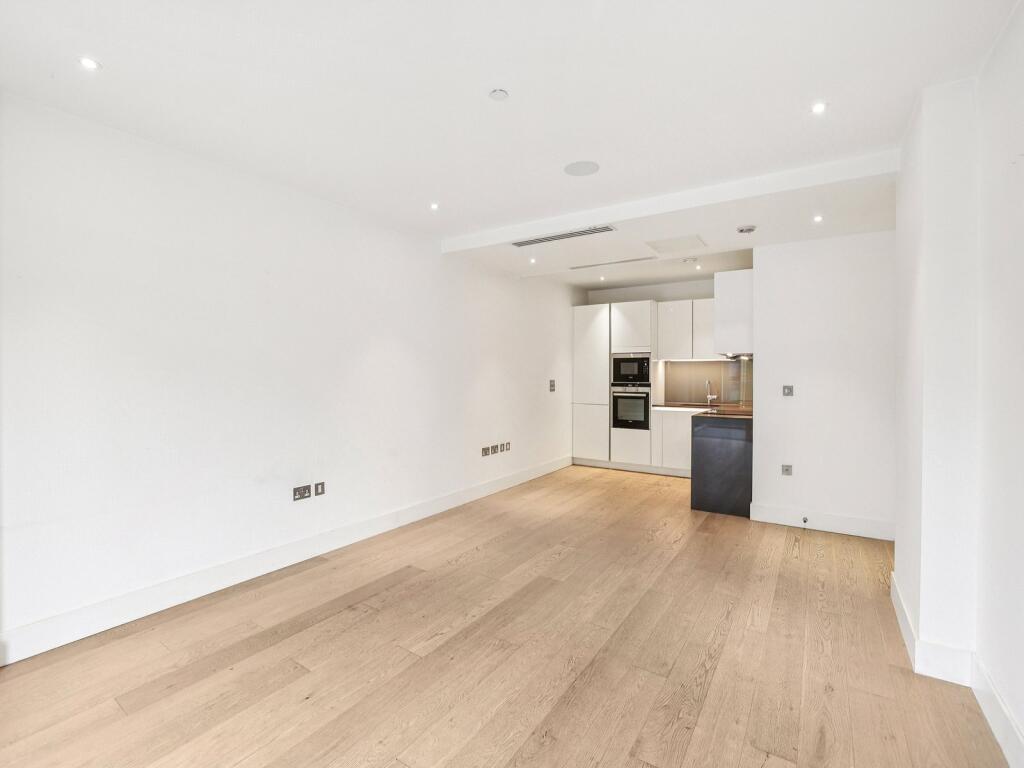Westbourne Apartment