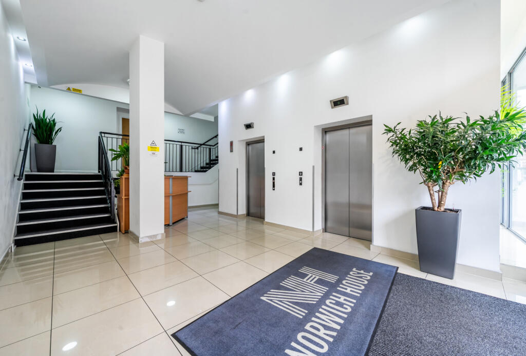 1347172-1-68b6c49...