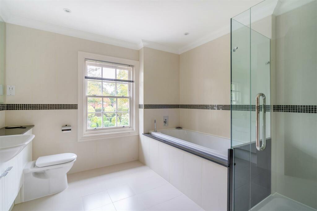 81536_1-Ashwood-Place (34).jpg