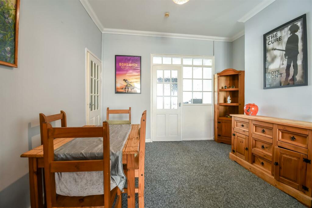 Living / Dining Room