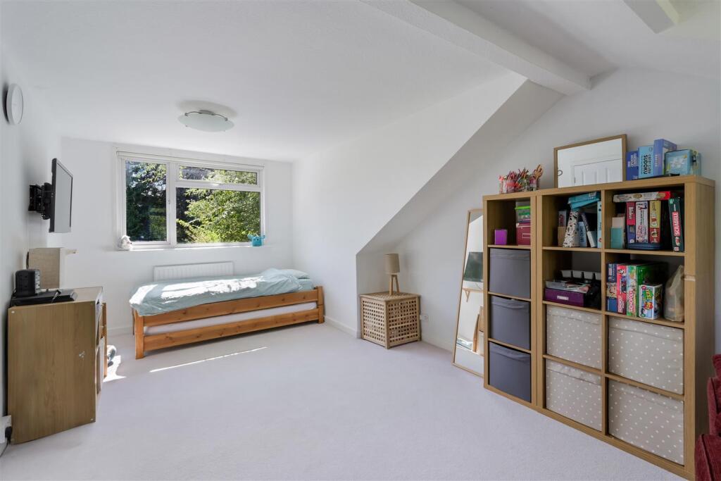 COURT HILL,(25 FROM 40)-11.jpg