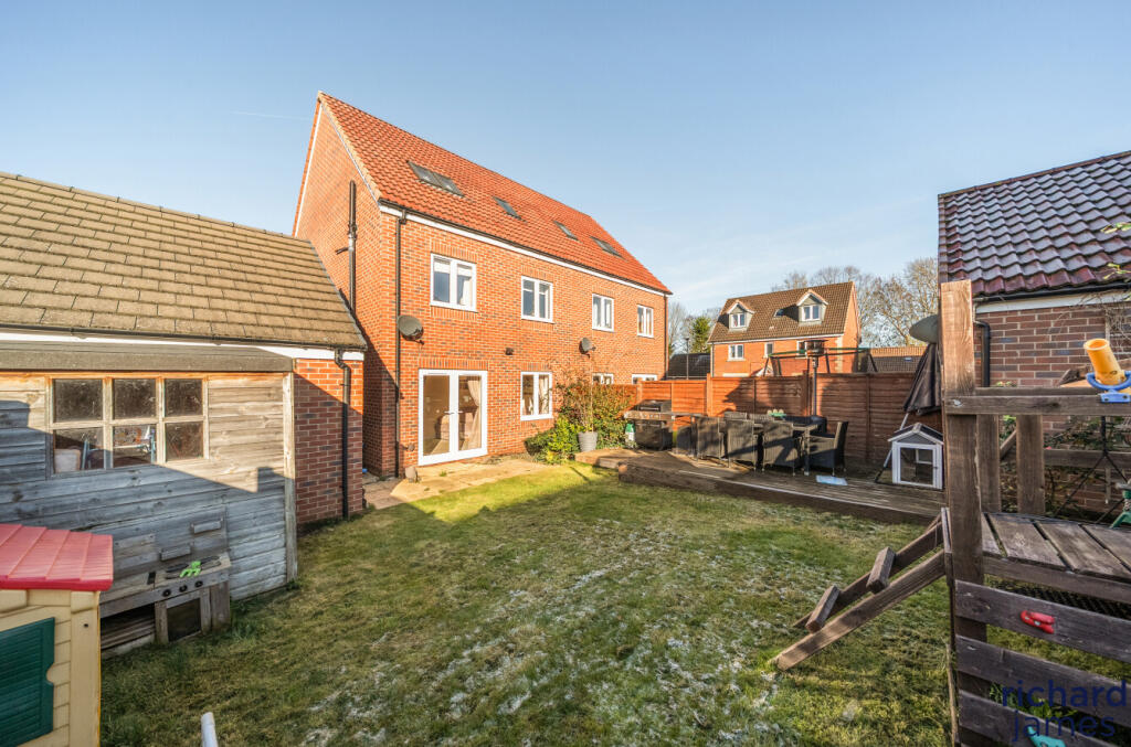 e688ab03e3fb4bcdacf634d062ab01ce