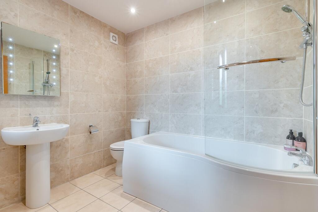Guest Ensuite