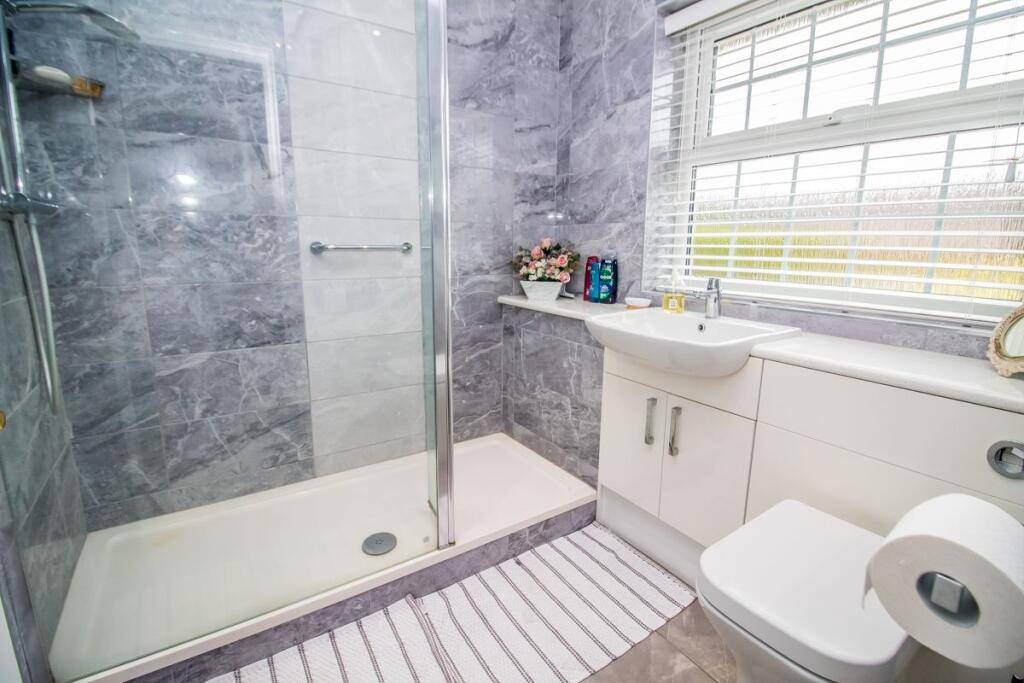 Bedroom Two En-suite.