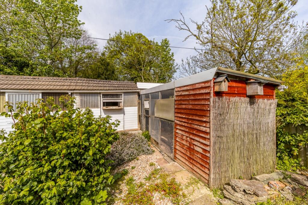 30 Bede Crescent (Benington)-14