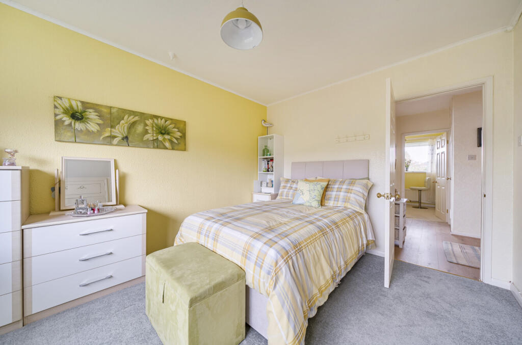 1375198-18-690393...