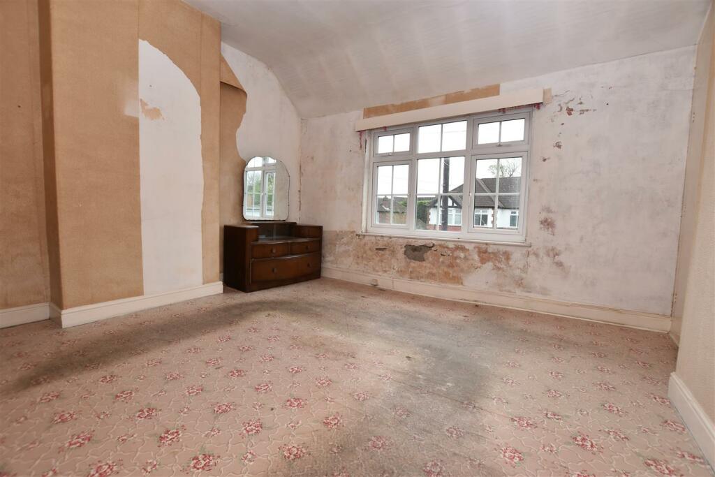 Bedroom One.JPG