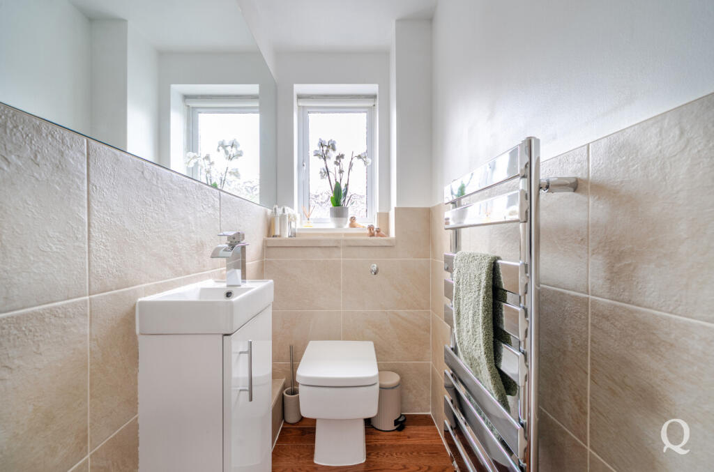 5de3f7bf-d658-499...