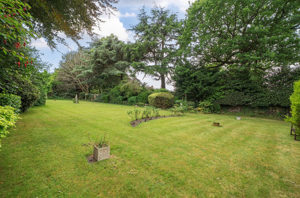 1311360-12-684c60...