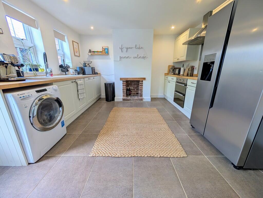 PXL_20250517_0954...