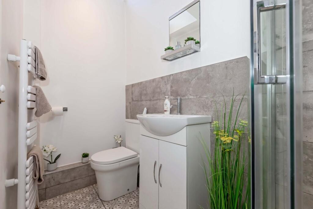 Sillwood Place_6.jpg