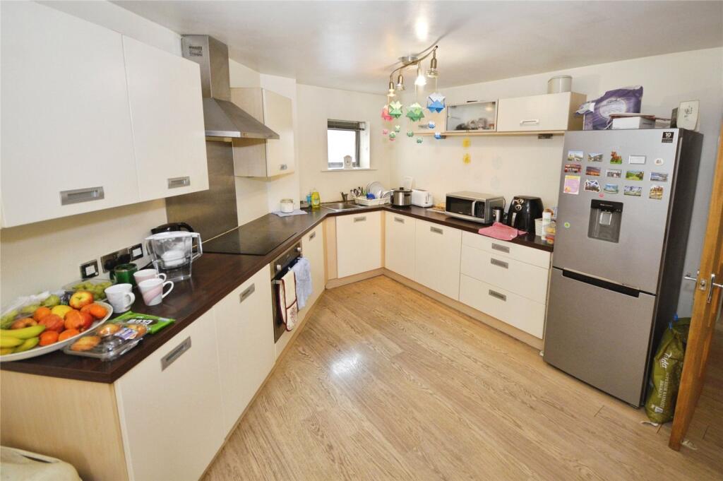 Living Room/Kitchen