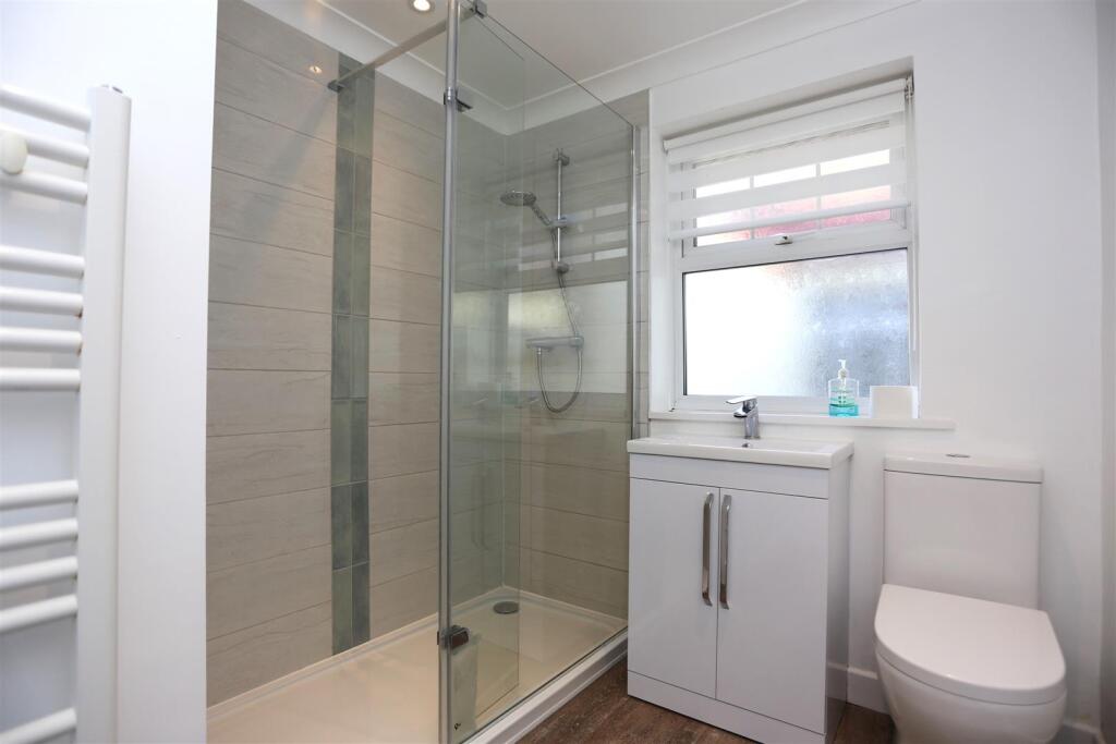 2, 5 Princes Ave (13).JPG