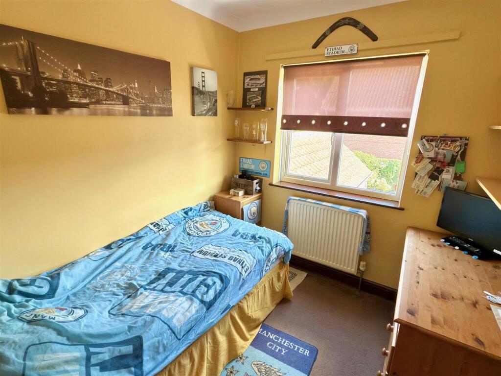 BED 3.jpg