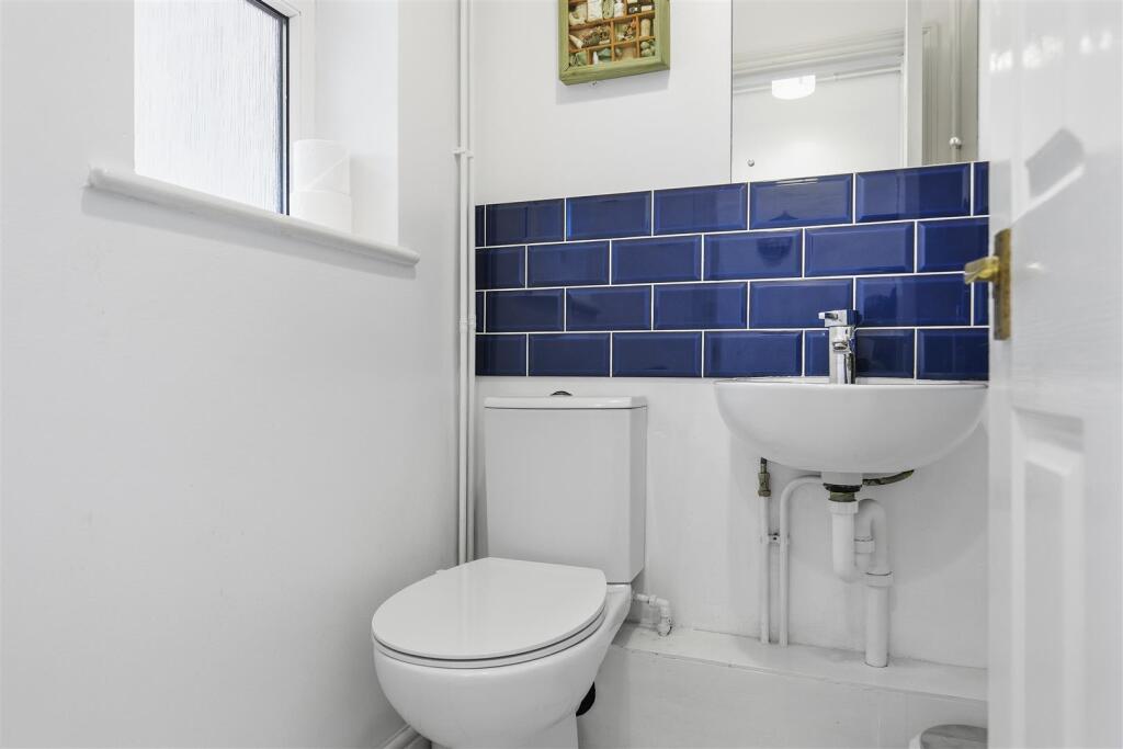 78a Pier Avenue 10 - Copy.jpg