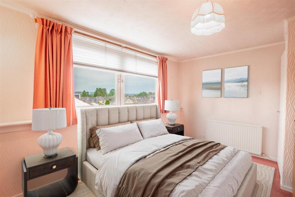 Bedroom 1-47cd-403b-9e19-887a898ece3d.jpeg