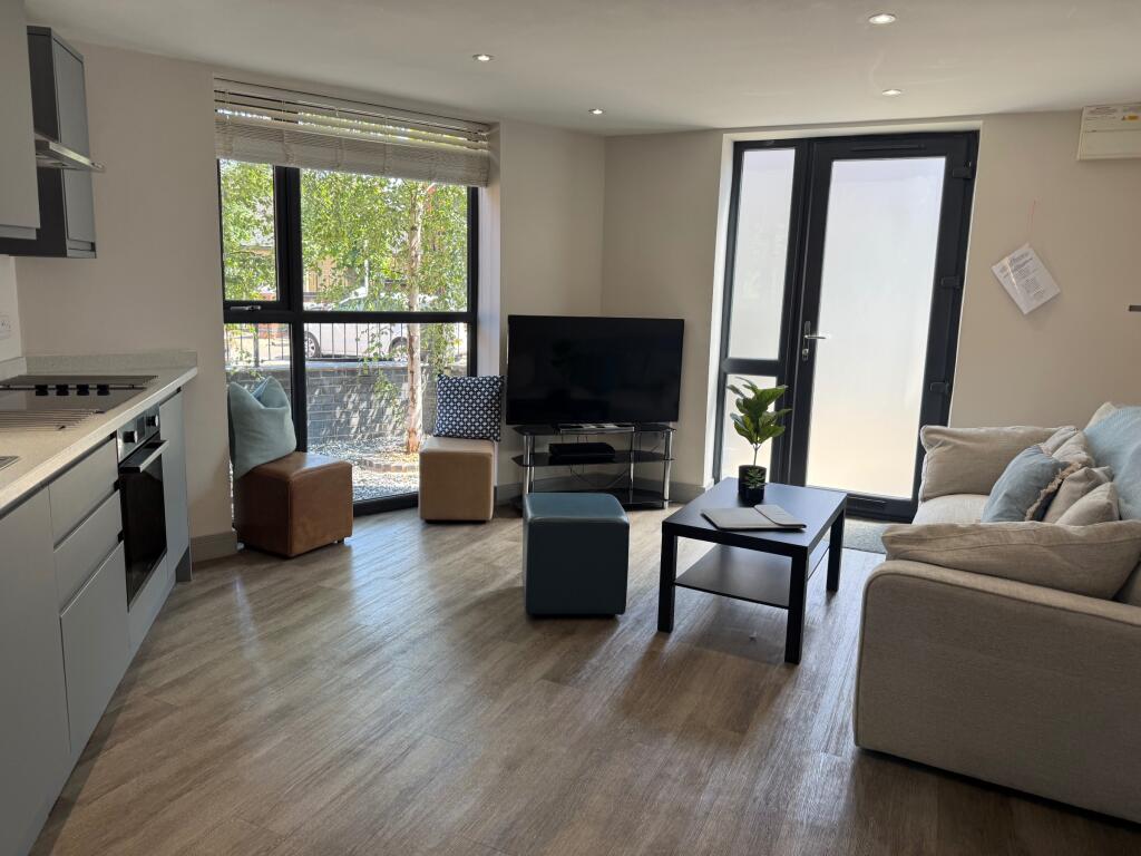 Flat 3,  Stratford Road, West Bridgford, Nottingham