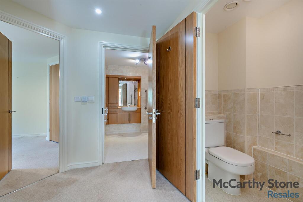 Entrance Hall:
