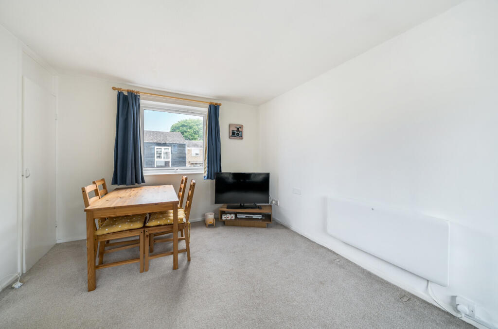 1311633-8-685bcb5...