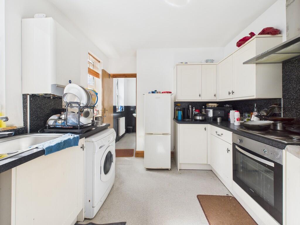 CAM02089G0-PR0533...