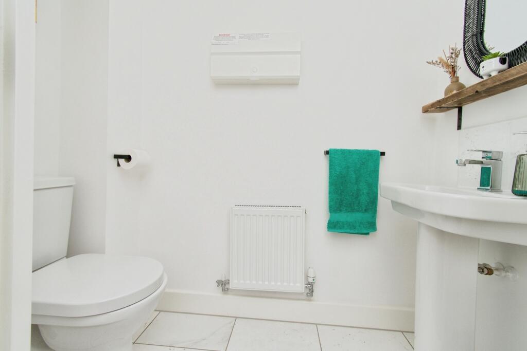 Cloakroom/WC