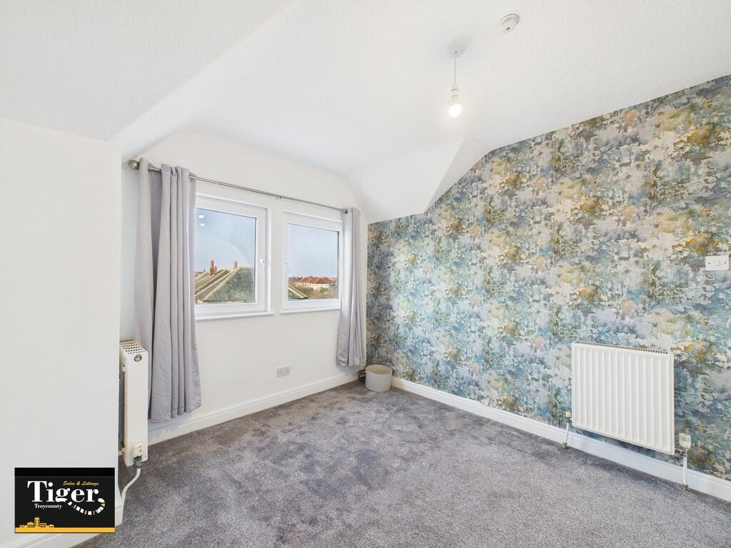 CAM02176G0-PR0509...