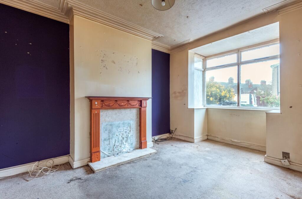 1326722-10-687668ba399e9-ARW-1