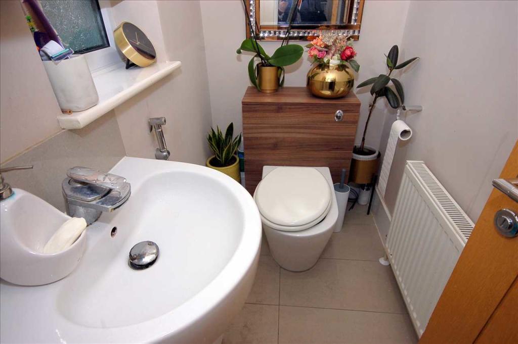 CLOAKROOM