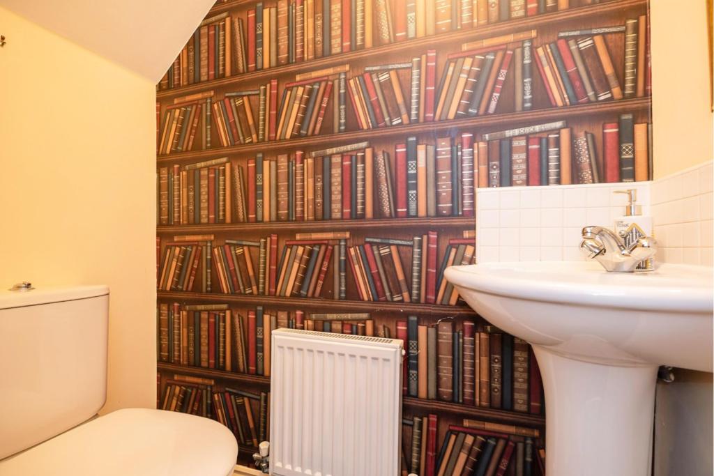 Cloak Room