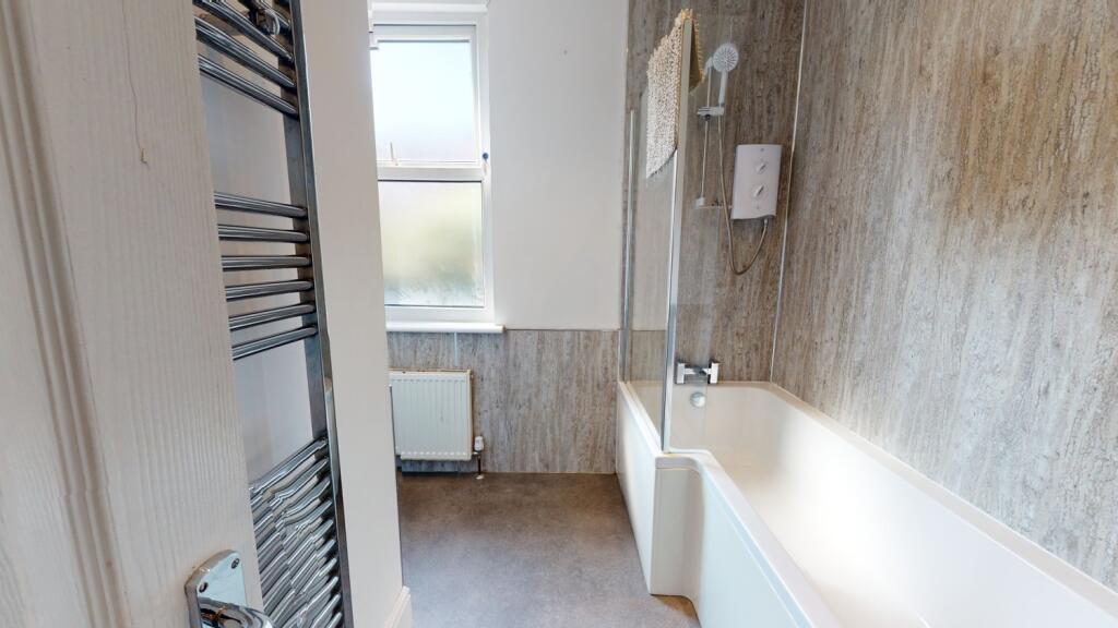 13-Christina-Terrace-Bathroom