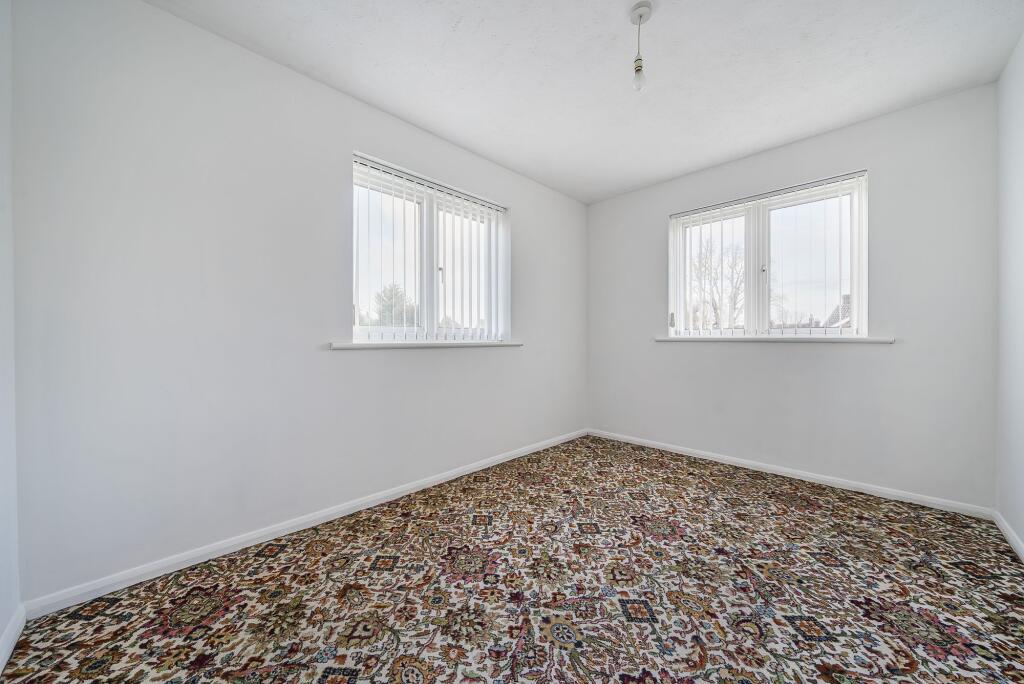Bedroom Two (2)