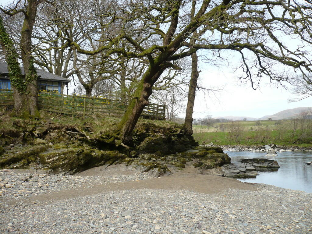 Riverside Locatio...