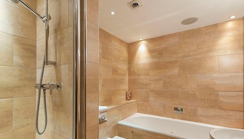 Ensuite