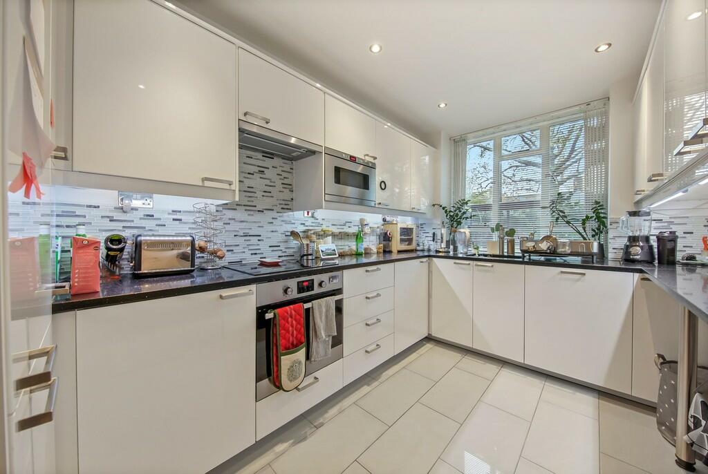 Kitchen 2