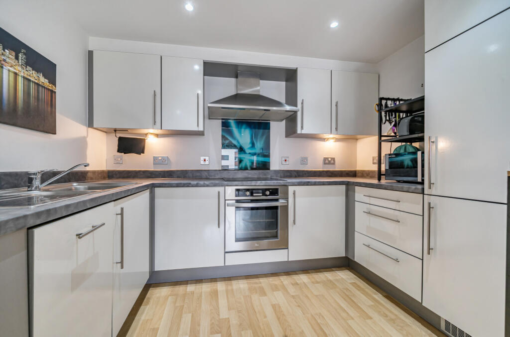 1380862-7-69135f7...