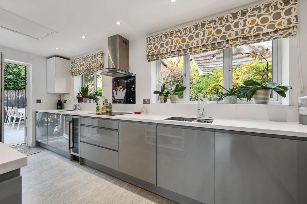 Open Plan Kitchen / Dining Room