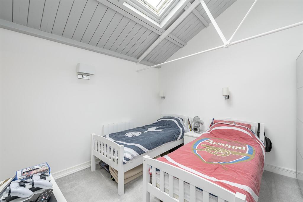 14-Hansell-Gardens-01 (14).jpg