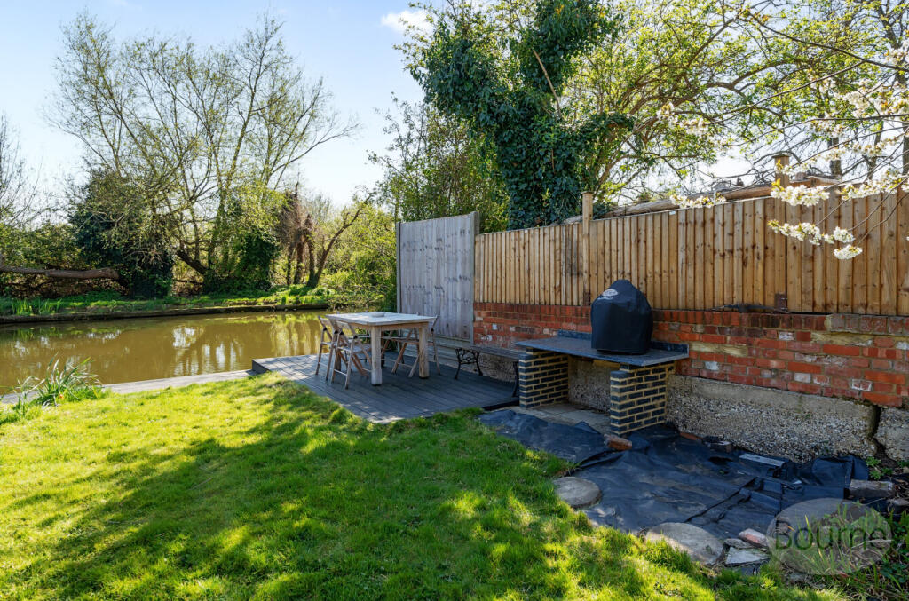 5e6f4289-5250-482...