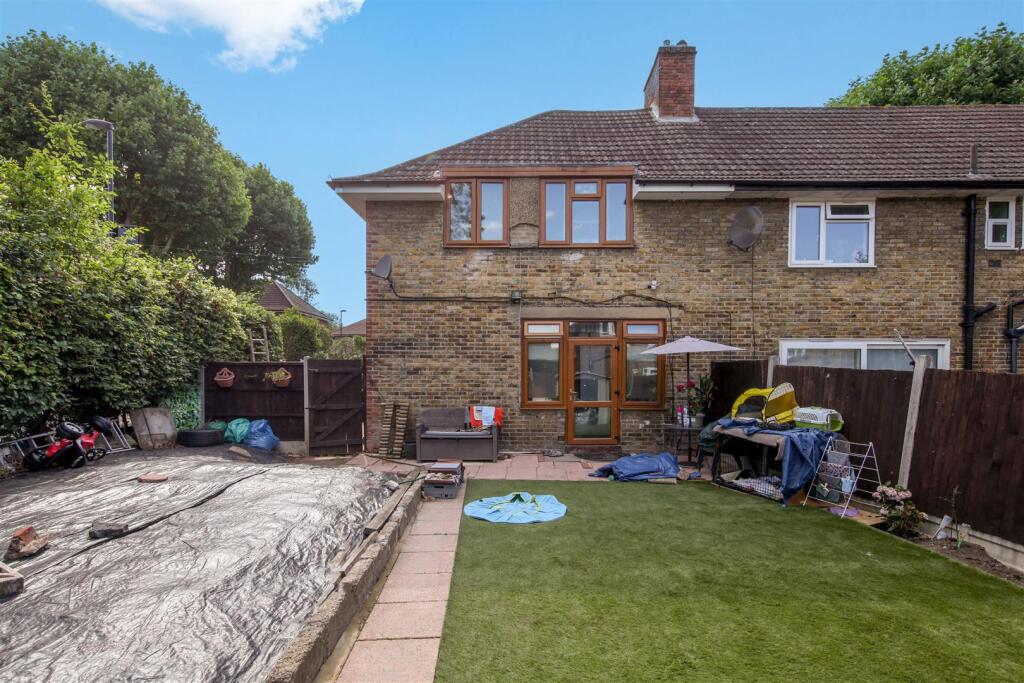 King Alfred Avenue - KfVGeTGktI1Rfh5PK95x.jpg