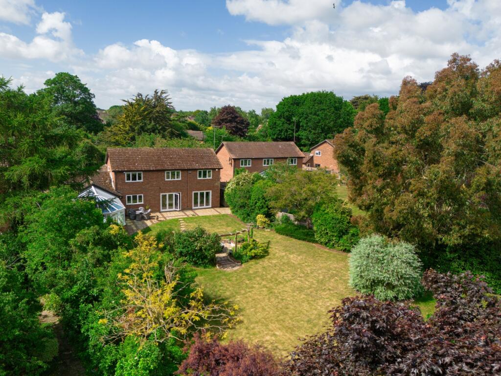 20250528101529 - DJI_0486 - 43 Burnt House Lane, K