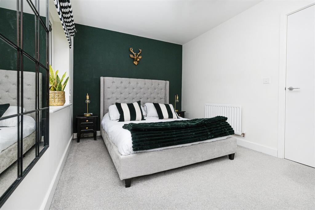 Bramleys Estate Agents - Lapwing Close - Crosland 