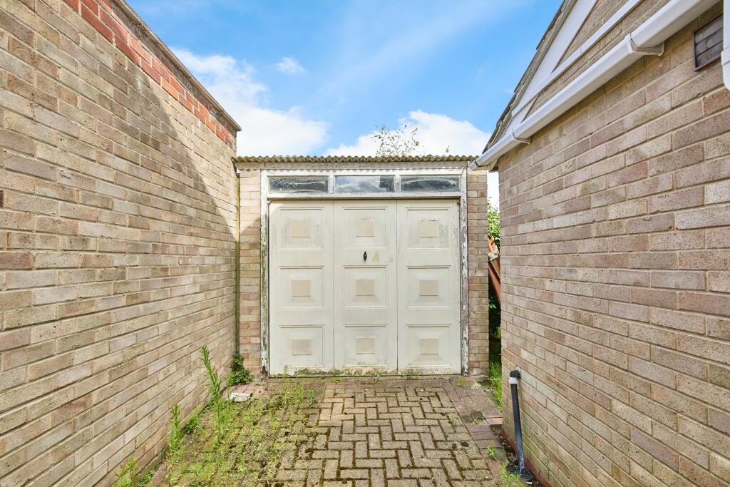 Driveway &amp; Garage