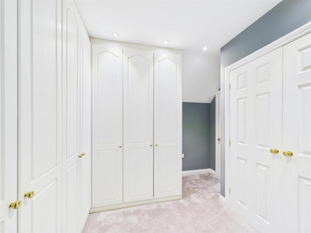 Dressing Room.jpg